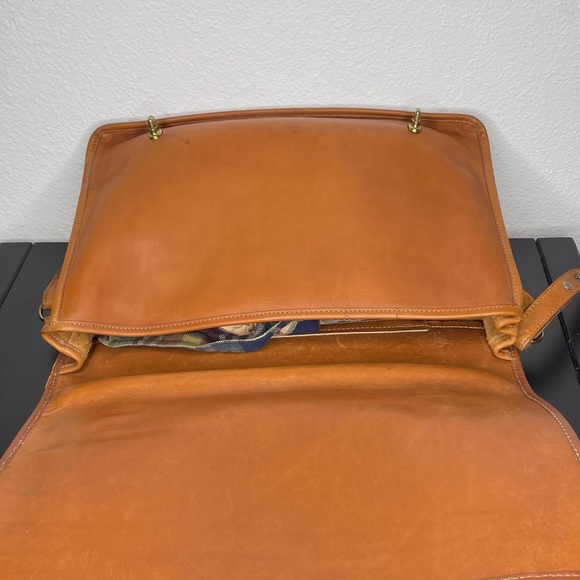 Vintage Genuine Leather Briefcase - Laptop Bag - Satchel - Made in USA - Picture 4 of 14